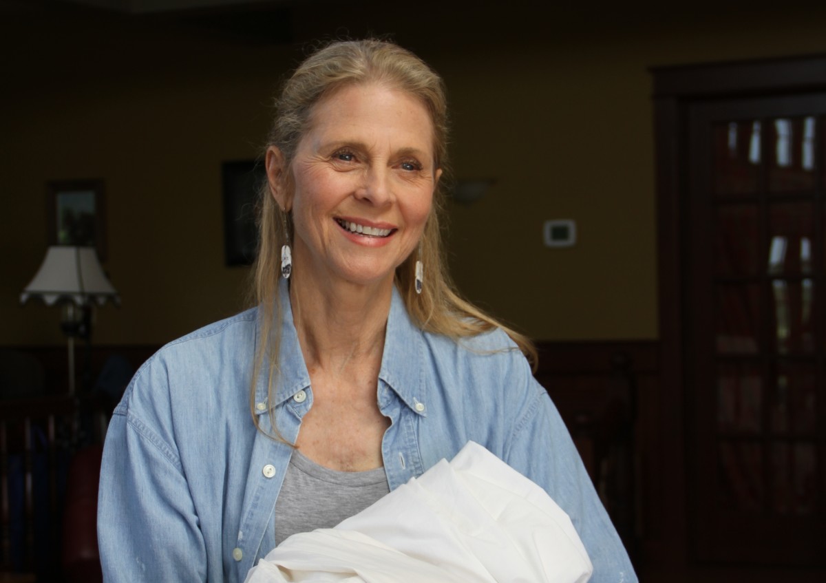 Lindsay Wagner Net Worth: Age, Family, Height & More