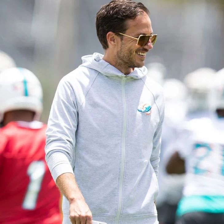 Mike McDaniel Height – Surprising Stats of Dolphins Coach